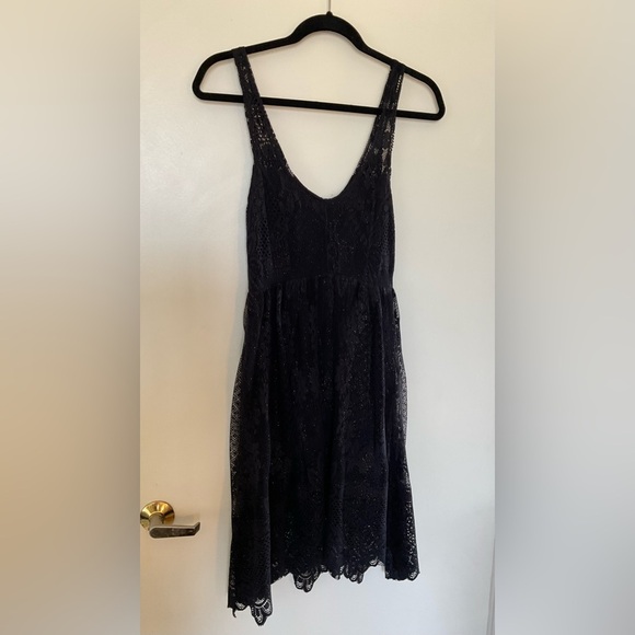 Free People Kristal Metallic Lace Fit and Flare Black Tank Mini Dress in Size 0 - Picture 4 of 12